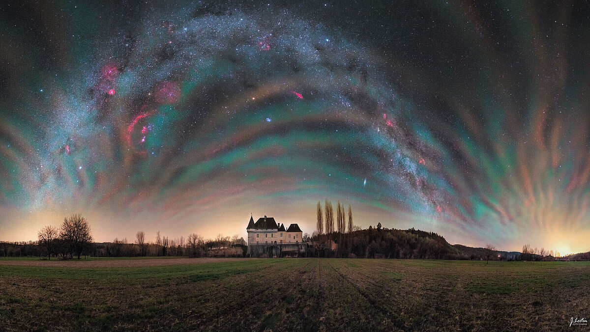 Airglow over Dordogne, France Airglow over Dordogne, France